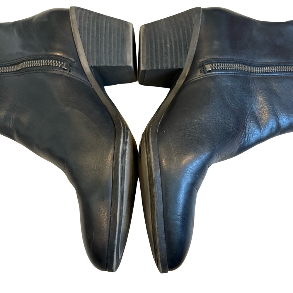 Frye Megan Black Leather Ankle Boots Western Minimalist Coastal Cowgirl, Sz 8.5 - Picture 8 of 16